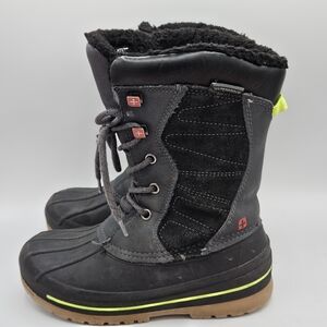 Swiss Tech winter boots waterproof size 1